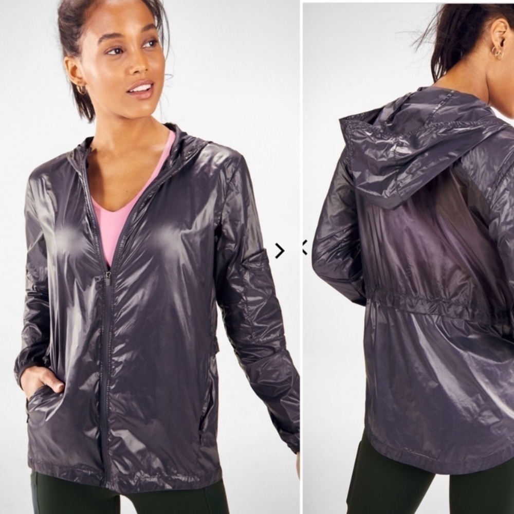 FABLETICS Kali gray nylon hooded runner rain lightweight jacket
